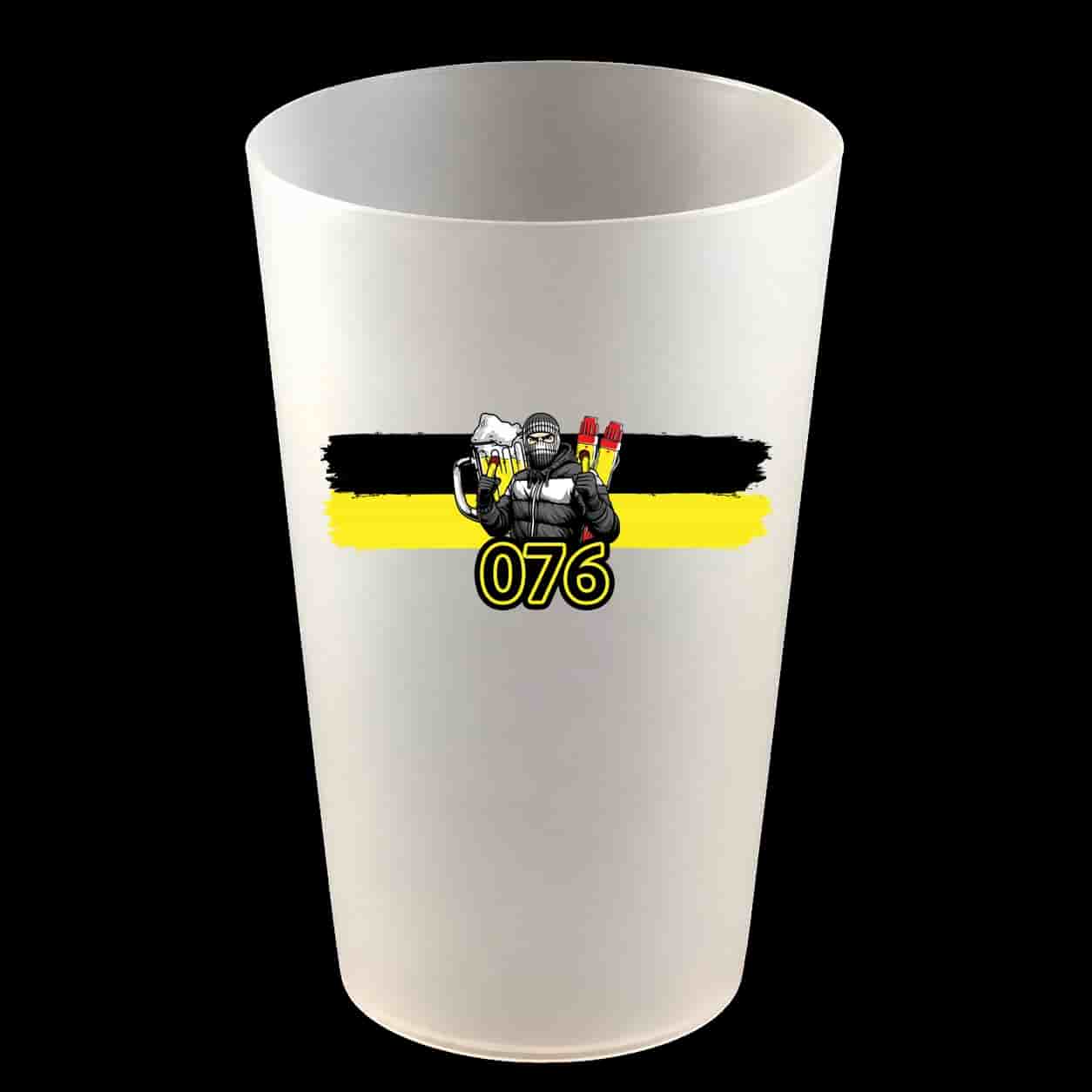076 Hartbecher