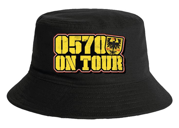 0570 On tour Hattukuppi