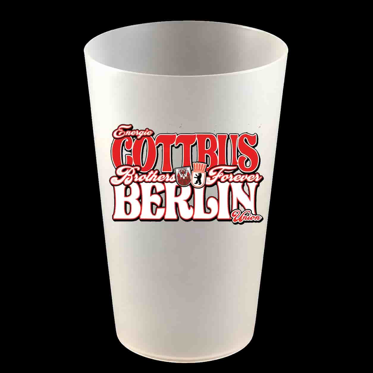 Cottbus brothers forever Berlin Tvrda čaša